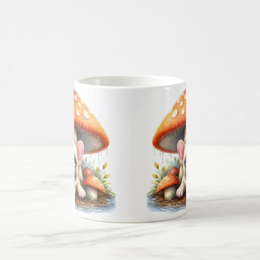 きのこフランスのの傘の下のブルドッグパピー コーヒーマグカップ (中央)