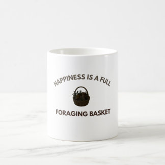 きのこ採りバスケットがいっぱいなのが幸せ コーヒーマグカップ