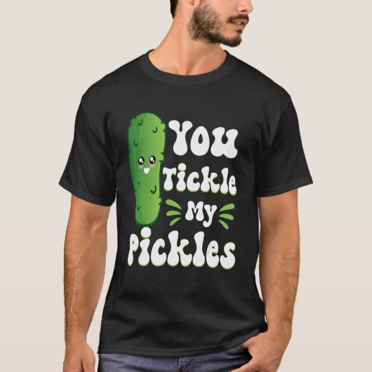 きゅうりをいじめる Tシャツ (正面)