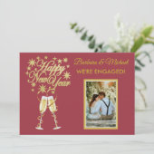 きらきらと輝く新年の婚約発表ゴールドレッドお知らせ 招待状 (スタンド正面)