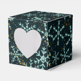 きらきらと降る雪の結晶 白と青が黒い夜空に映える フェイバーボックス