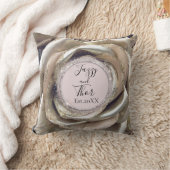 きらびやかなシルバーバラ花びら パーソナライズされた クッション (ブランケット)