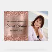 きらびやかなバラゴールドフォイルSweet sixteenへようこそ アクリルサイン (正面)