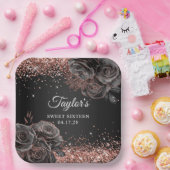 きらびやかなバラ金ゴールドブラックフローラグラムSweet sixteen ペーパープレート (パーティー)