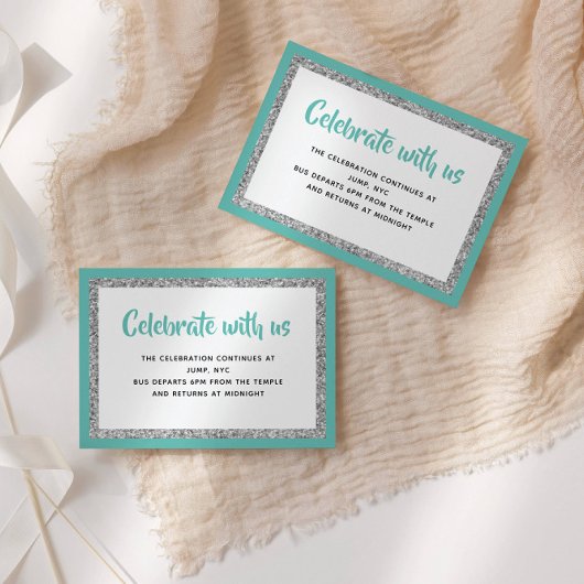 きらびやかなバルミツワーティール（緑がかった色）とシルバー詳細カード 招待状