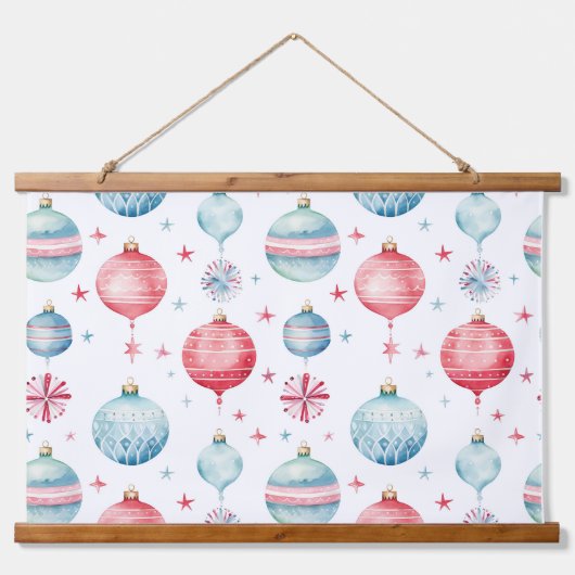 きらびやかな木の上の宝物クリスマス 吊り下げ型タペストリー (正面)