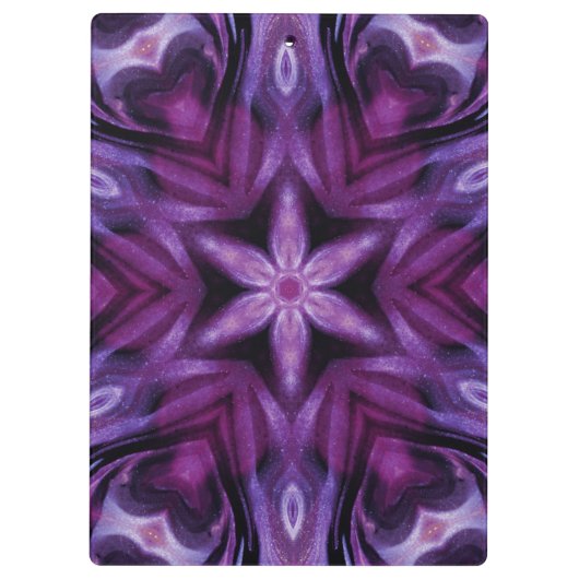 きらびやかな紫の万華鏡のように千変万化するパターンハートグラデーション クリップボード (裏面)