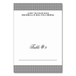 きらびやかな結婚式によって折られる座席表 テーブルナンバー