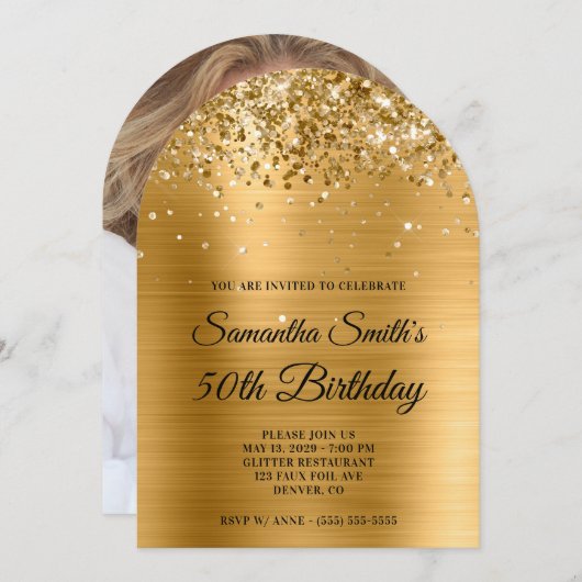 きらびやかな金ゴールドメタリック写真50誕生日 招待状 (正面/裏面)