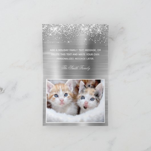 きらびやかな銀箔の写真私たちの初めてのクリスマス シーズンカード (内部)