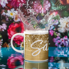 きらめくゴールドの華やかブラシスクリプト名 コーヒーマグカップ