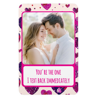 きらめくパープルハートテキストバック即時フレキシブル マグネット