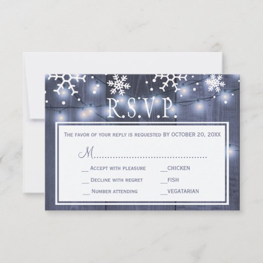 きらめくライト冬の納屋の木の結婚式の出欠 出欠カード (正面)