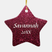 きらめく揺らめく明るい赤紫色「私は」カスタムを蹴ります セラミックオーナメント (裏面)