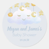 きらめく星が雲の赤ちゃんシャワーを振りかける ラウンドシール (正面)