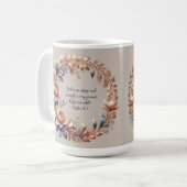 きらめく桃と青のカスタマイズ可能な聖書の詩 コーヒーマグカップ (正面左)