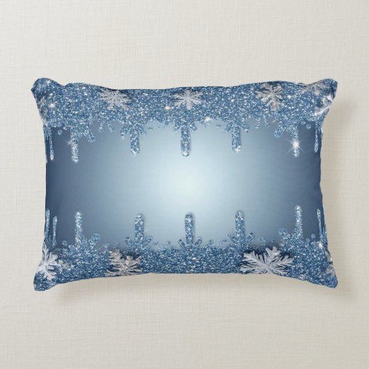 きらめく青い雪の結晶フレームと氷柱 アクセントクッション (正面)