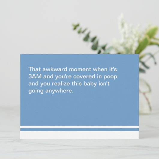 ぎこちない瞬間の新生児カード-ボーイ 招待状 (スタンド正面)