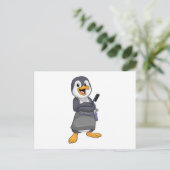 くしを持つスタイリストとしてのペンギン ポストカード (スタンド正面)