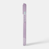 くすんだコスモスのシルエットとモトルリラックスの花 iPhone 15ケース (左側面)
