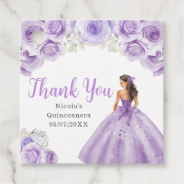 くすんだパープルのドレスのフローラルプリンセスのクィンセañera フェイバータグ