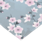 くすんだピンクのくすんだ青の桜 テーブルクロス (アングル)