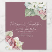 くすんだピンクの背景に水彩画のピンクと白のハイドランジアの花 ワインラベル (シングルラベル)