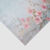 くすんだピンクの花の枝（ライトブルー背景） 薄葉紙 (詳細)