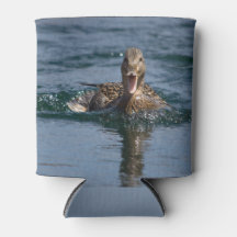 くちばしを開けてアヒル