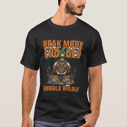 くちばしモード発動でワイルドに揺れる Tシャツ (正面)