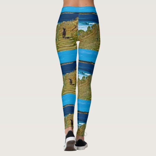 くねで中国のした子犬と一緒にテディを盗む、 レギンス (裏面)