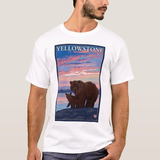 くまおよびカブス-イエローストーン国立公園 Tシャツ (正面)