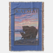 くまおよびカブス- Katmai、アラスカ スローブランケット (正面縦)