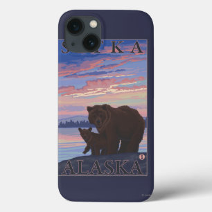 くまおよびカブス- Sitka、アラスカ iPhone 13ケース