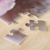 くまのぬいぐるみがバラの花を持っている ジグソーパズル (側面)