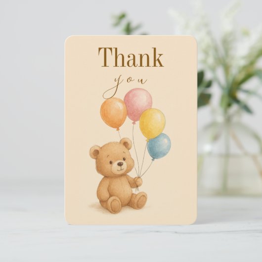 くまのぬいぐるみが付いたフラットな誕生日お礼カード サンキューカード (スタンド正面)