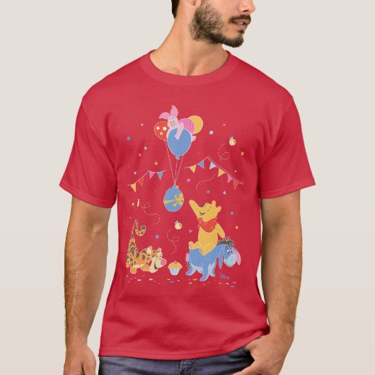 くまのプーさんとお友達の誕生日パーティーのプレゼント Tシャツ (正面)