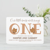 くまの双子が生後1年を迎える かわいい動物の初めての誕生日 招待状 (スタンド正面)