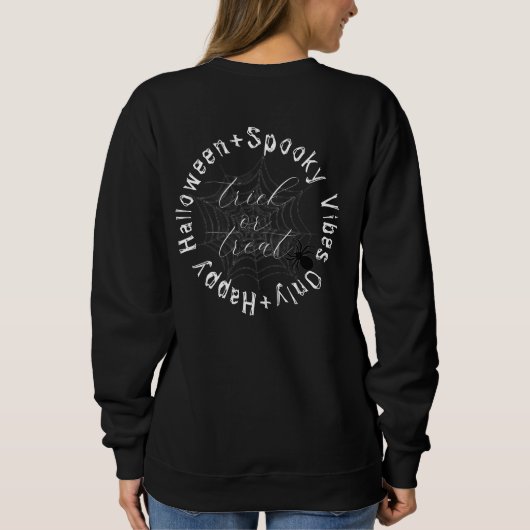 くもの巣不気味ビーズオンリーファミリー名ハッピーハローウィン スウェットシャツ (裏面)
