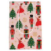 くるみクラッカー&バレリーナかわいいピンクのクリスマス ミディアムペーパーバッグ (裏面)