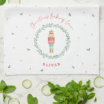 くるみ伝統的割り植物かわいいクリスマス キッチンタオル<br><div class="desc">くるみクラッカー水色の植物性のかわいい特別伝統的配信クリスマスフェスティバルの休日ギフト赤と緑の休日ベーキングクルー茶タオルデザイン。</div>