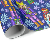 くるみ割りおよび雪片が付いているクリスマスパターン ラッピングペーパー (ロールコーナー)