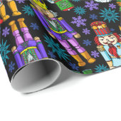 くるみ割りおよび雪片が付いているクリスマスパターン ラッピングペーパー (ロールコーナー)