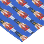 くるみ赤と白割り テーブルクロス (アングル)