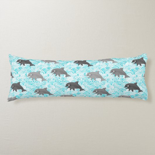 けいき水彩ドルフィンウェーブリバーシブル ボディピロー (正面)