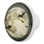 こうもりがカラスを飛ばすハロウィーン満月の前に座る セラミックノブ (右)