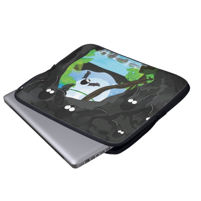 こうもり洞窟 ラップトップスリーブ (正面下部)