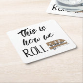 「こうやって転がいる」キャンパー スクエアペーパーコースター (アングル)