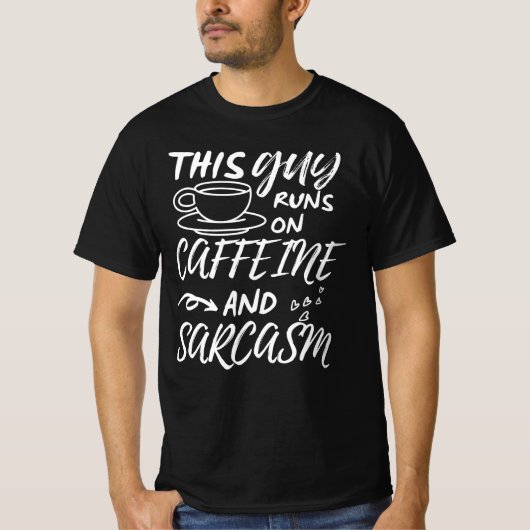 こおもしろいのは走カフェインと皮肉 Tシャツ (正面)