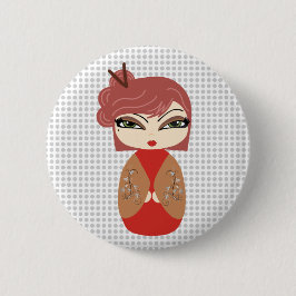 こけしドール赤い標準、2 1/4インチラウンドボタン 缶バッジ